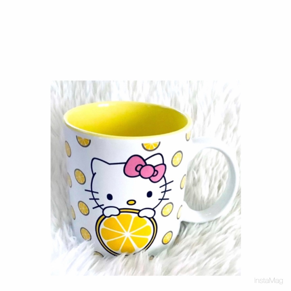 NEW  Sanrio Hello Kitty LEMON SLICE CITRUS MUG 🍋